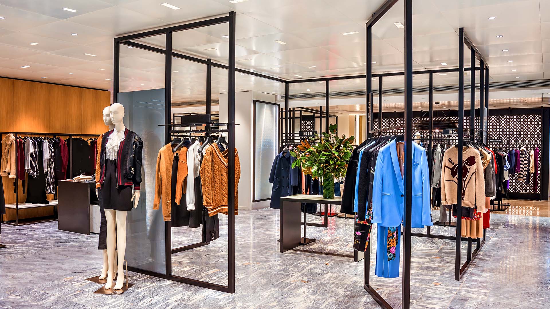 英格列斯塞拉诺47女装门店设计师品牌高级成装